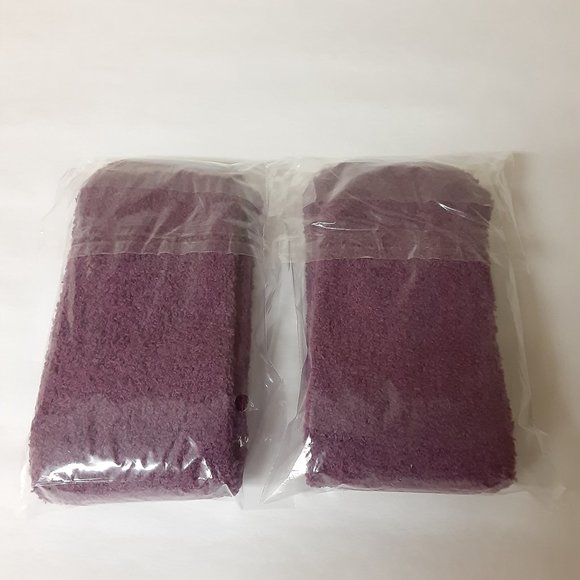POINTE STUDIO SET OF 2 POST WORKOUT PLUM ALOE INFUSED SCENTED COZY SOCKS NEW - Picture 2 of 4